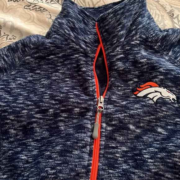 Denver Broncos Fleece Jacket Size Medium - Picture 2 of 6
